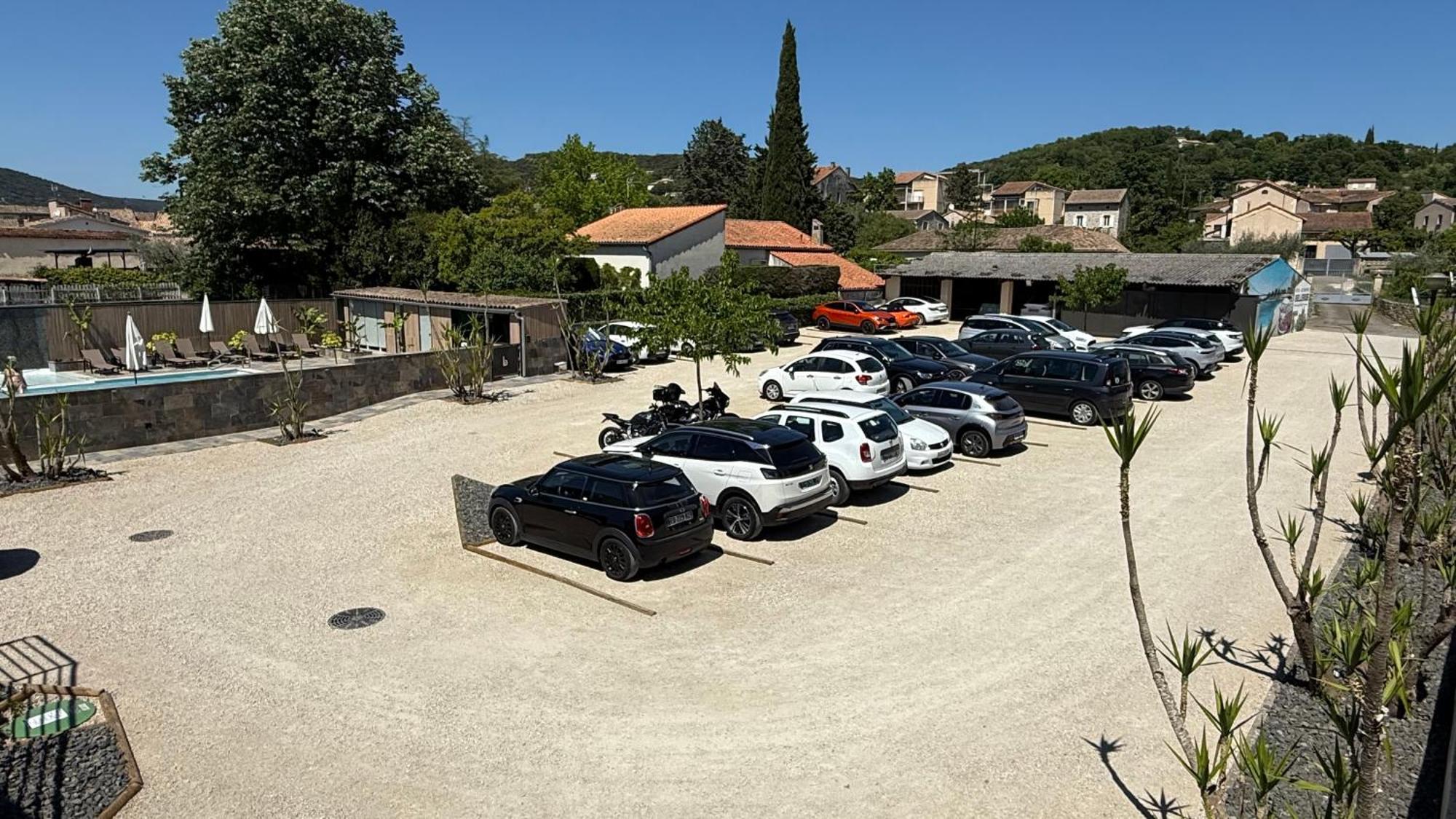Logis Hotel Restaurant Bellevue Saint-Martin-dʼArdèche Eksteriør bilde
